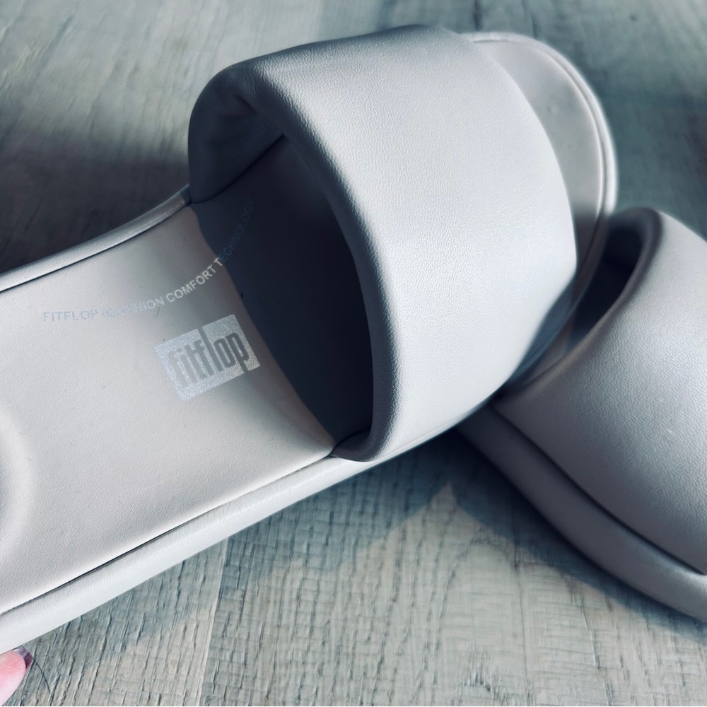 Fitflop Pale Taupe Slide Sandals Size 8.5 - Picture 2 of 9